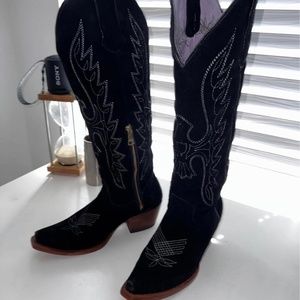Tall cowboy boots women’s